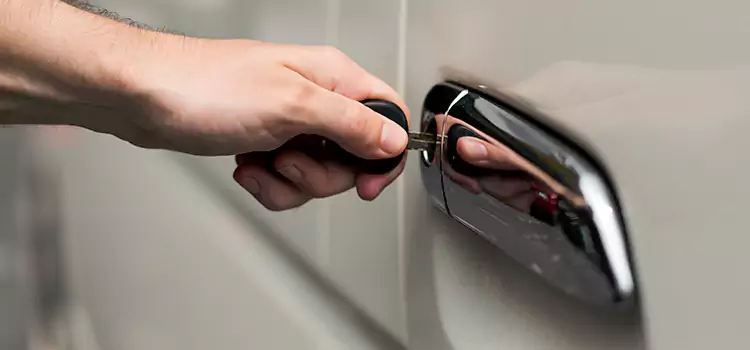 Why Choose Our Auto Locksmith Team in Land O' Lakes, FL?