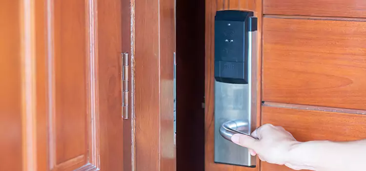 Commercial Keyless Entry Locks Land O' Lakes